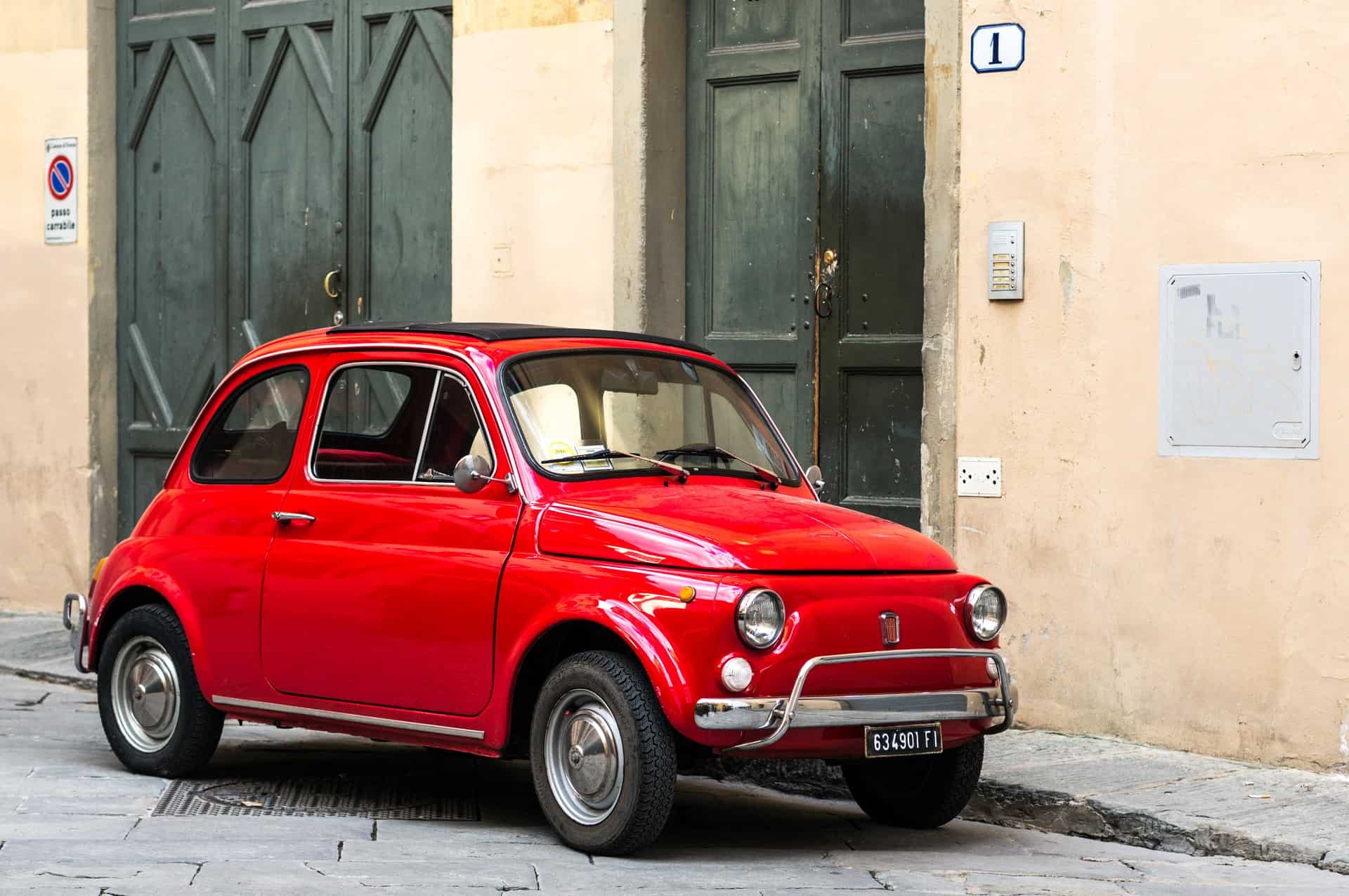 voiture rouge florence