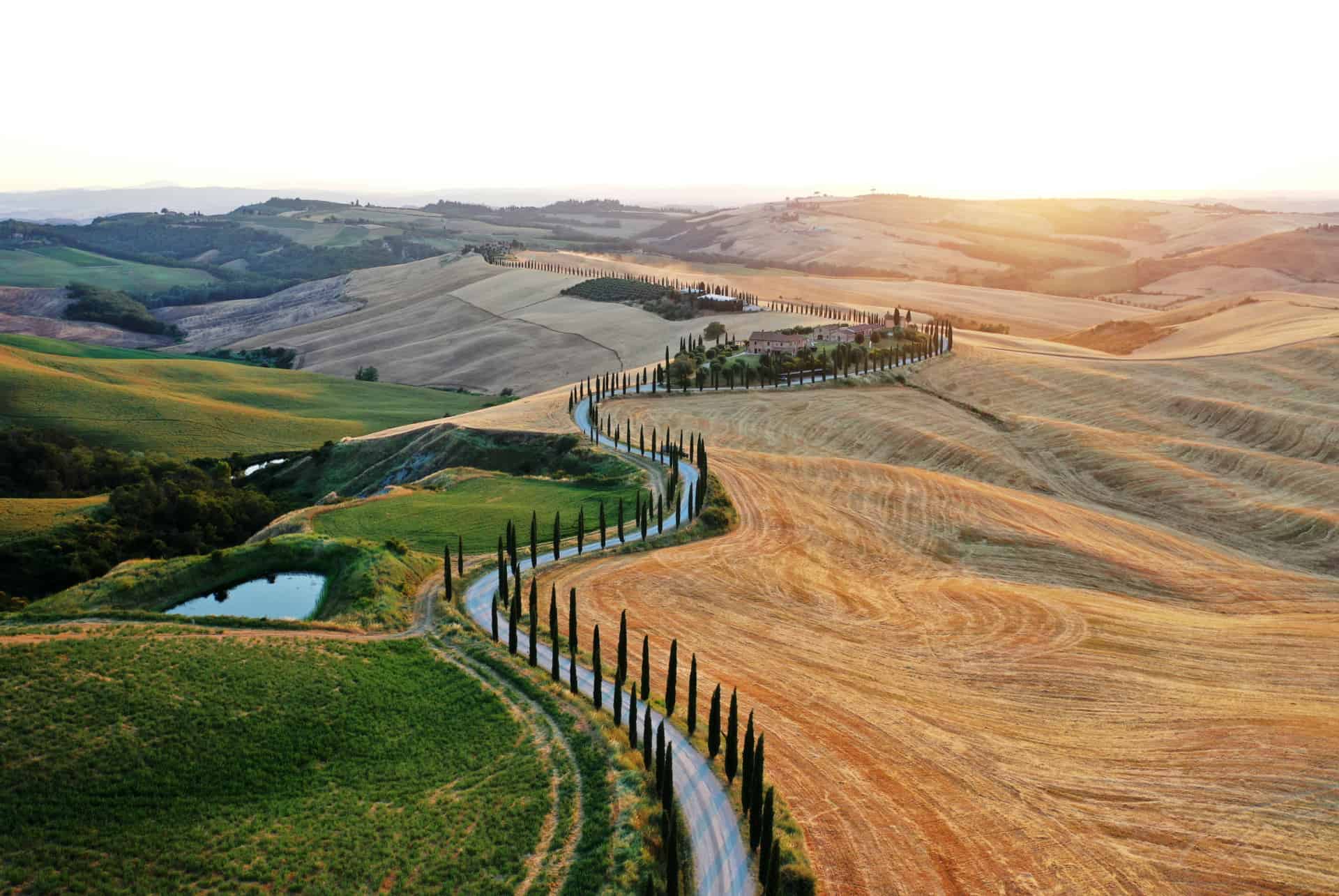 vue aerienne paysage toscane