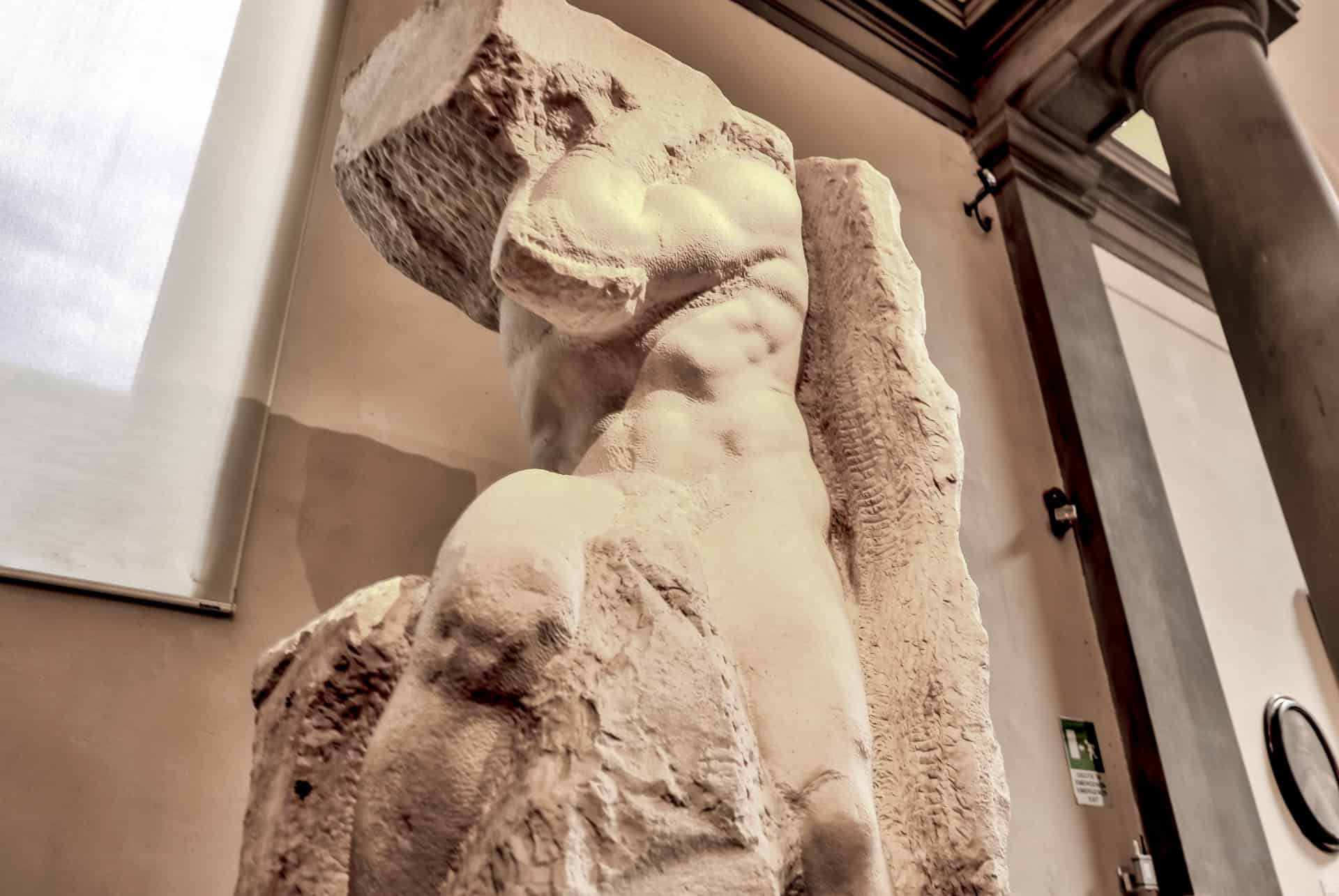 statue galerie de lacademie florence