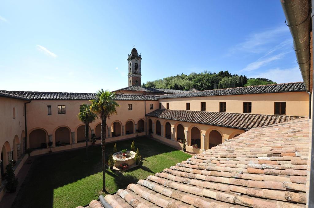 chiostro delle monache