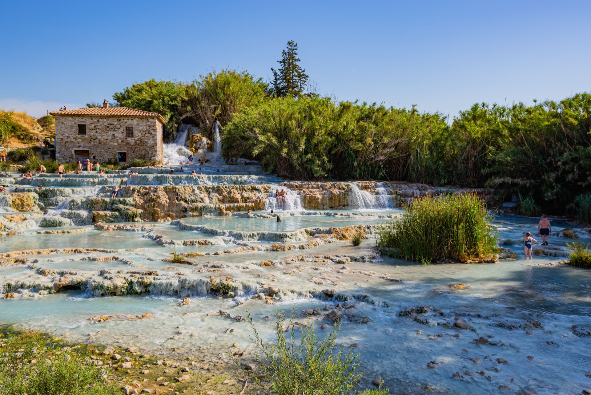 thermes de saturnia en toscane