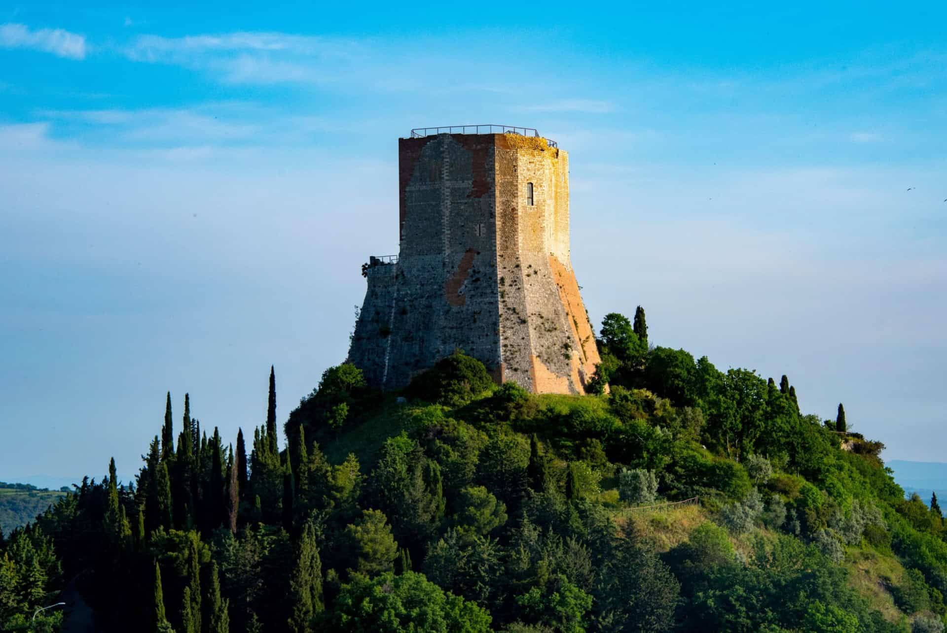 forteresse tentennano val dorcia