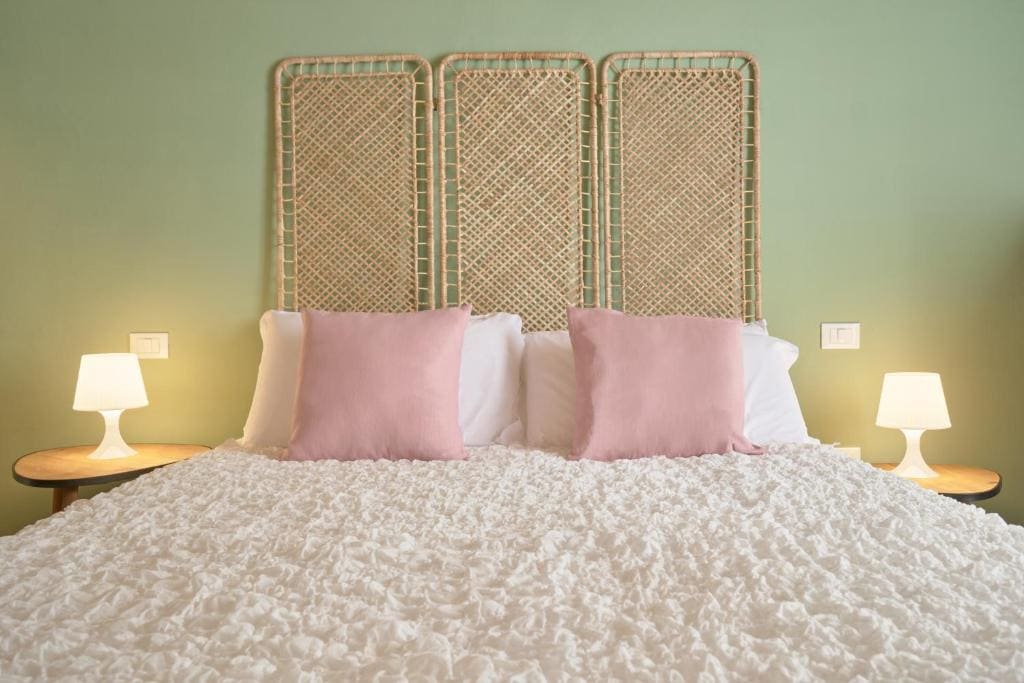 piombino green coast house chambre