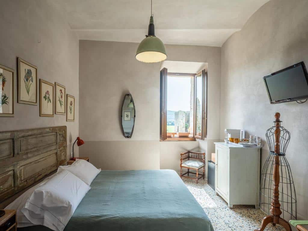 rooms wine al castello dormir sienne
